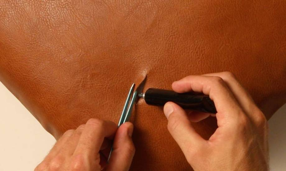 diy-bostik-ireland-ideas-repair-leather-sofa-cushion-teaser-920x552px.jpg