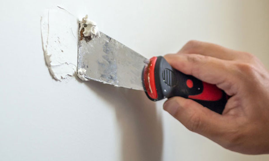 Bostik DIY Slovakia How to repair gypsum plaster teaser image