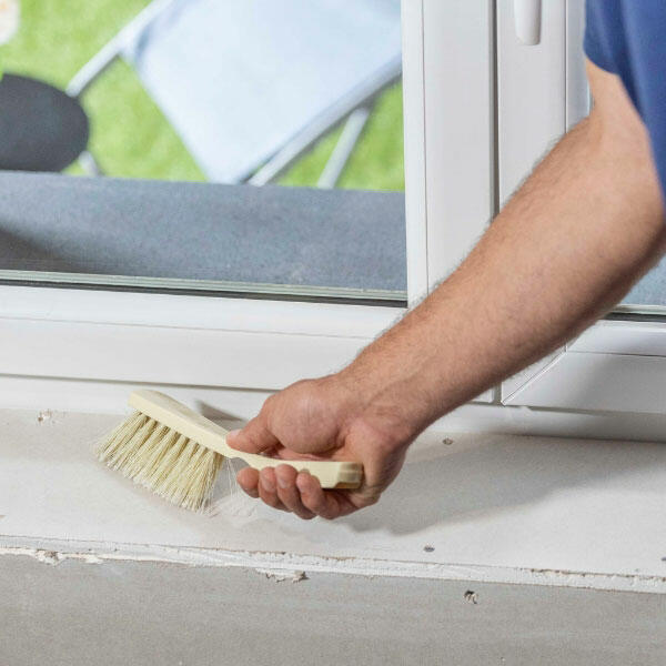 Bostik DIY Romania how to bond window sills step 1